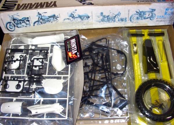 タミヤ 1/6 YAMAHA YZ250 ヤマハモトクロッサー 難有 未開封品