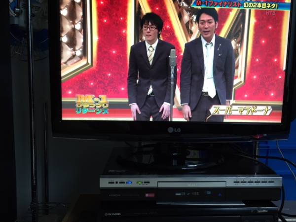 HITACHI DV-DH250D元気に動いていますがジャンク？でした。