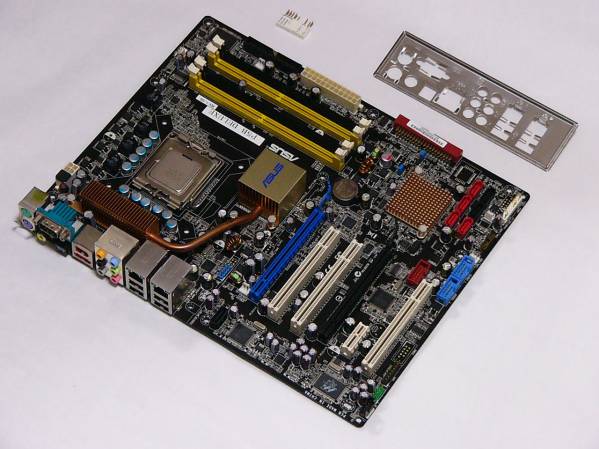 GIGABYTE GA-E7AUM-DS2H GeForce9400 LGA775 MicroATX HDMI GIGA-BYTE