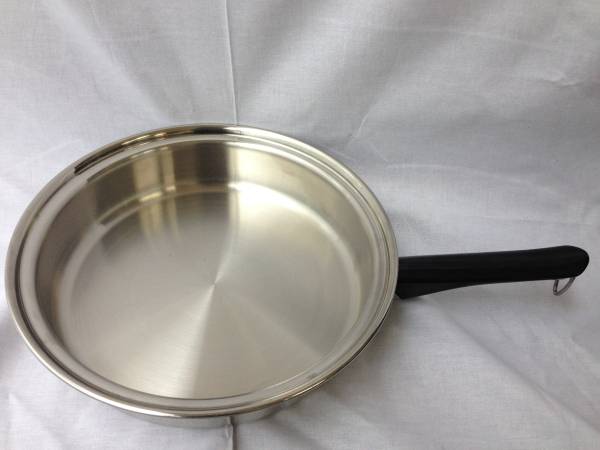 Amway Queen18/8 アムウェイ 片手鍋 新品 キッチン・食器 【公式通販】