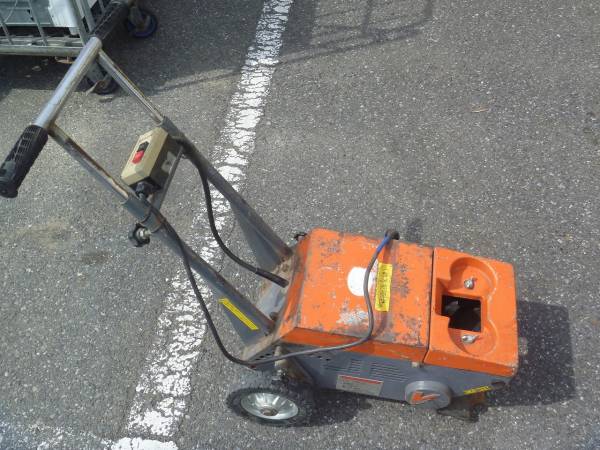 新品，送料無料】 ‡極東産機‡ 床材剥がし機 ストロングペッカー SM-12