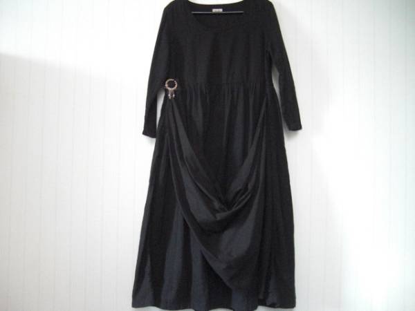 キャピタル★サクタピンワンピース　★ブラック