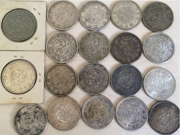 貴重！明治の銀貨竜五十銭銀貨 まとめて19枚！！ (19)日本古銭 竜5銭
