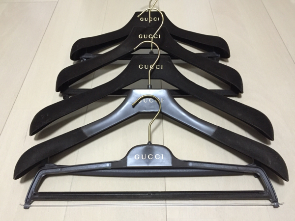 GUCCI グッチ ブランドハンガー 計5本