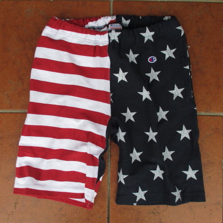 超オススメ！人気！チャンピオン！スエットショーツ！赤青！Ｍ