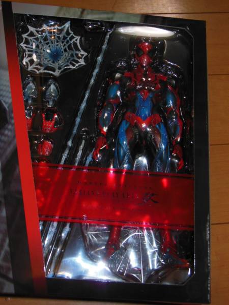 新品・未開封スパイダーマン プレイアーツ改スパイダーマン 