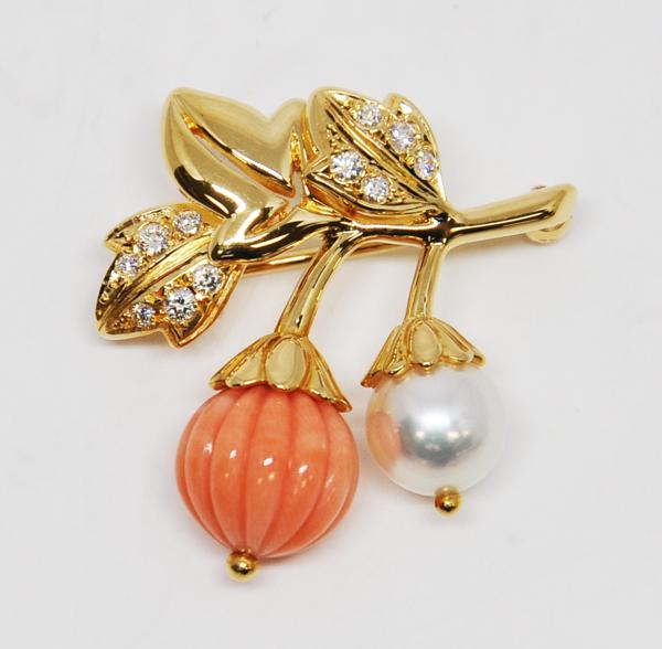 大黒屋◇１円～ミキモト　サンゴ　木の実ブローチ　箱　YG 7.2g