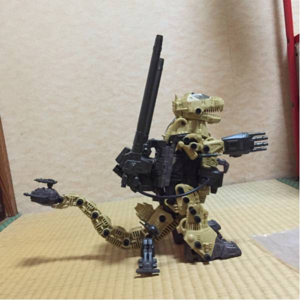 ゾイド ゴジュラス ジ オーガ 組み済み 数年前に組みました 【公式通販】