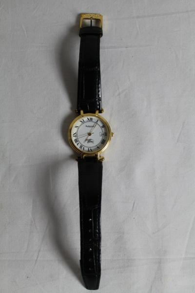 I04002 Burberrys バーバリー REGISTERED 3210 クオーツ 稼働品