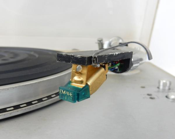 Aurex SR-630 レコードプレーヤー ターンテーブル 通電確認済(本体