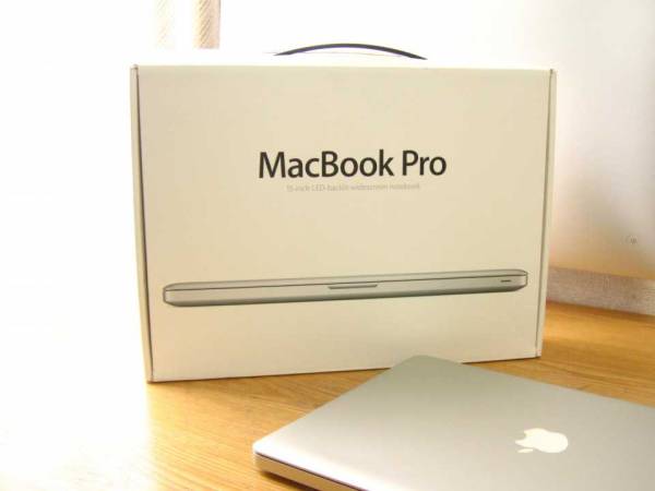 ☆大評判/15.4/MacBookPro/MB471JA/2.8/8./SSD256/US/箱入 15インチ型