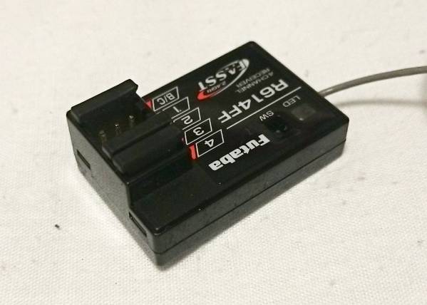 中古】Futaba-フタバ受信機：R614FF（地上用） | フタバ 双葉電子工業