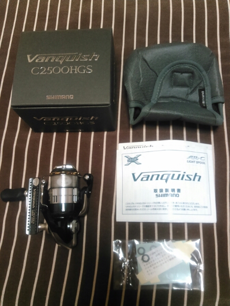 シマノヴァンキッシュ美品！！C 2500HGS ②