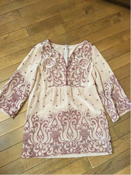 Diagramのシルク刺繍チュニック一度短時間使用