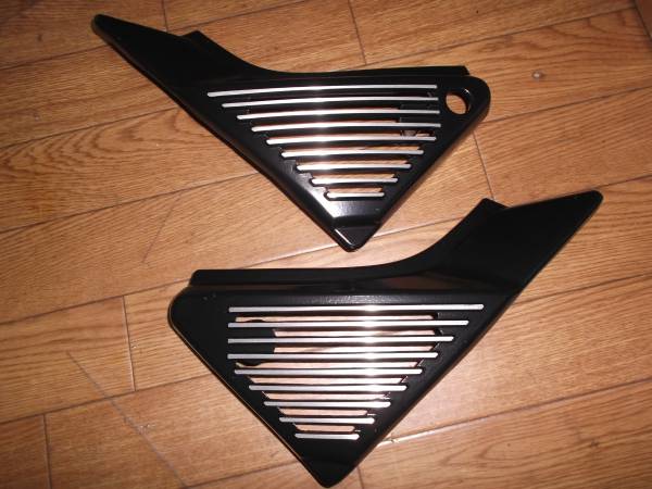 カワサキ　ゼファー400　Xアルフィン　サイドカバーBEETキジマ