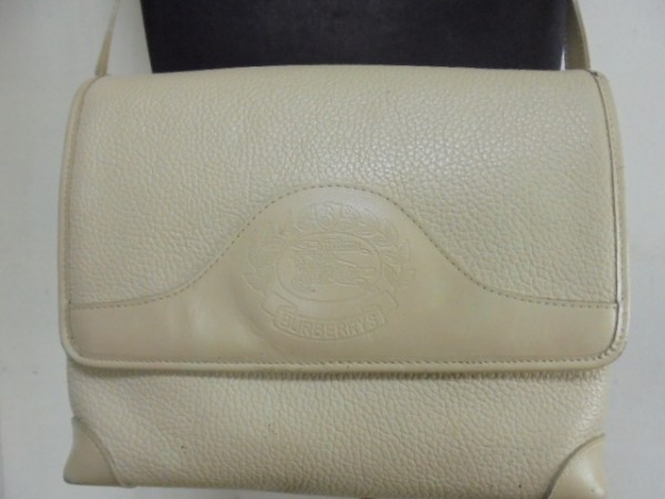 Burberrys バーバーリーTI502CF40 牛革 ショルダーバッグバック