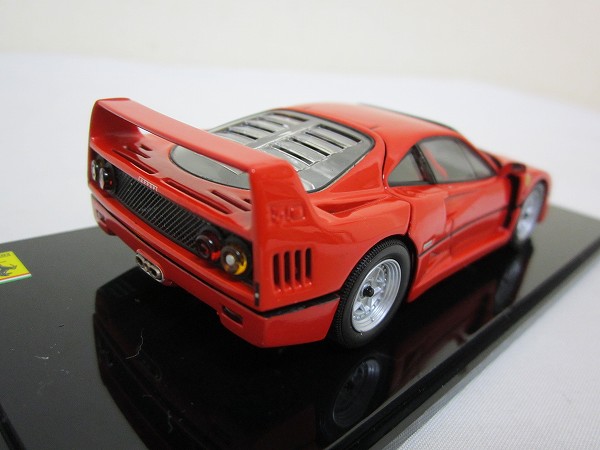 京商 1/43 フェラーリ F40 赤 05041R 京商 1/43 フェラーリ F40 赤