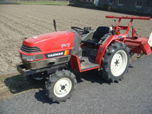 ☆愛知 ヤンマー トラクター F-7 16.5馬力 4WD 軽油☆耕運機(車体 