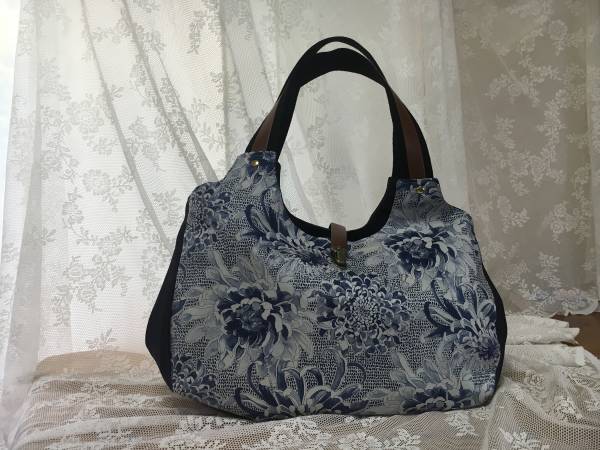 ハンドメイド　トート　リバティ　アレキサンダー・ブルーム