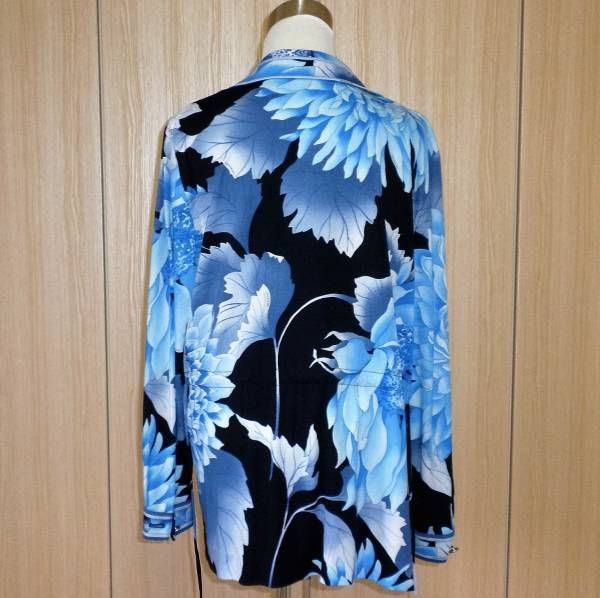 値下交渉有 レオナール 極美品 アンサンブル 大きいサイズ LL 極 値下交渉有 レオナール 極美品 アンサンブル 大きいサイズ LL 極