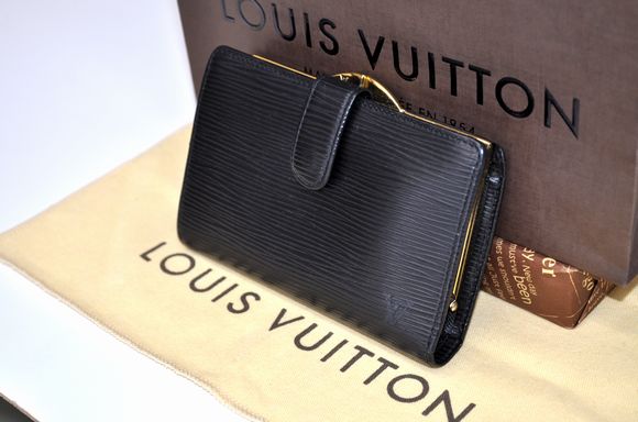 【美品！】本物/ヴィトン/エピ/ヴィエノワ/がま口/財布 １円～