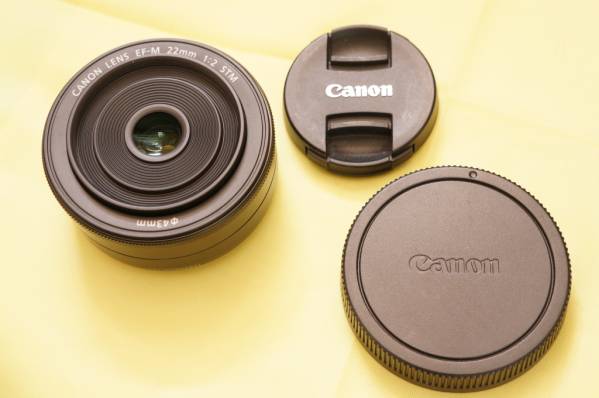 ★即決極美品 Canon M用レンズ EF-M 22mm F2 STM #801