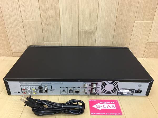 TOSHIBA REGZA RD-R100 DVDレコーダー 320GB 東芝 REGZA RD-R100 DVD