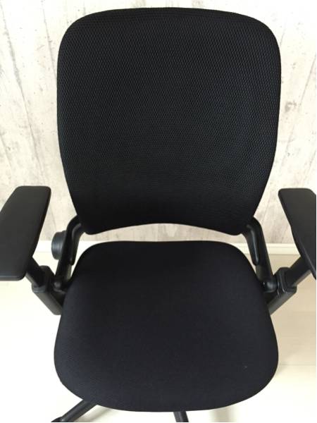 送料無料 Leap（リープチェア） V2 Steelcase（スチールケース