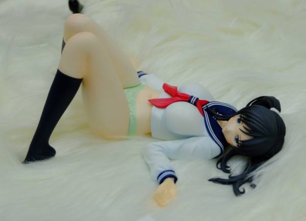 ストーカーされているセーラー服巨乳娘が探偵に調査依頼したのに