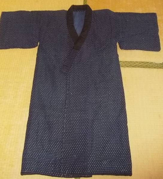 ◇絣の着物◇霰絣.木綿.古布.かすり.時代着物【検】雪ん子・蚊絣