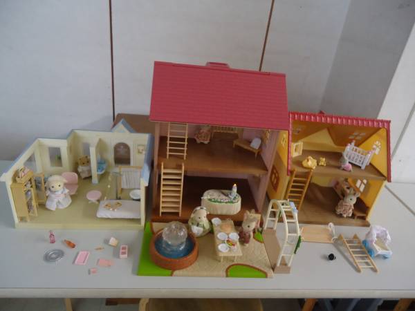 Ｍ ■ シルバニアファミリー・色々なハウス・家 3点まとめ 処分