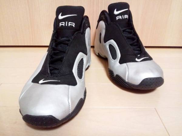 NIKE AIR SOLO FLIGHT LITE ナイキエアソロフライト シルバー黒