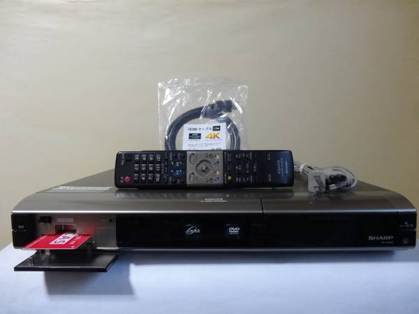 シャープ SHARP AQUOS DVDレコーダー DV-AC82（2010年） 中古 保証付
