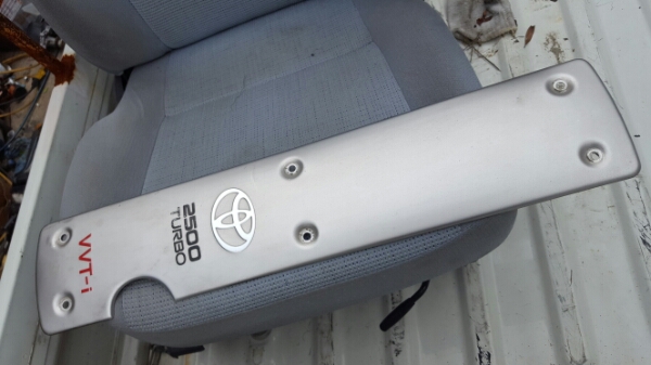 即落　JZX100 チェイサー エンジンカバー　プラグカバー