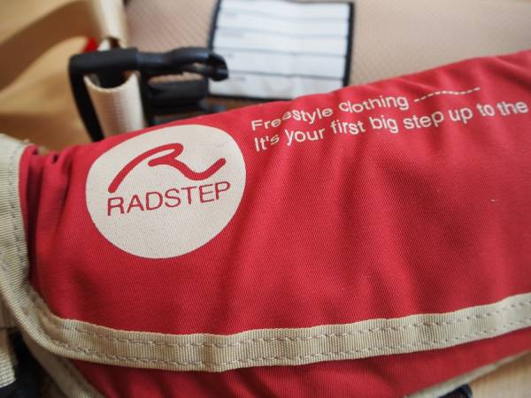 シマノ RADSTEPウエスト用ライフジャケット　自動膨張　JCI認定