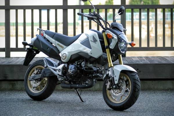 グロム GROM 白 2014年【JC61】 なんと走行750km！！ 神戸k