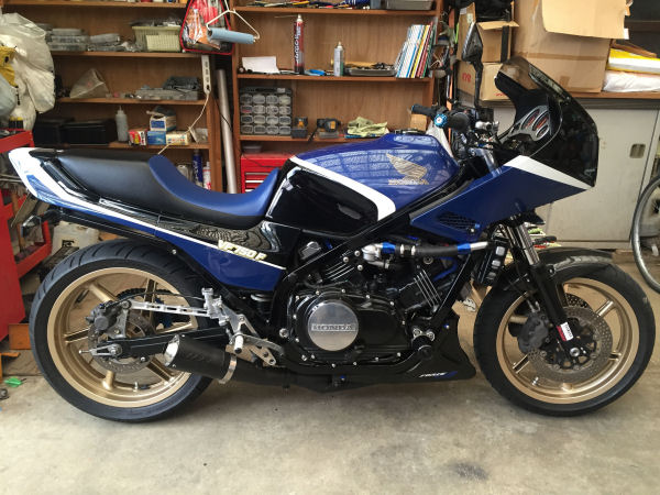 VF750F RC15 カスタム 美車 個人出品