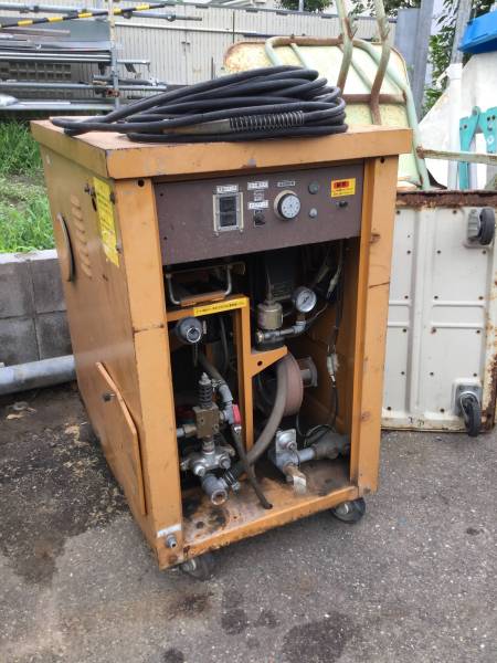 ★ 高圧洗浄機 温水洗浄機 通電★