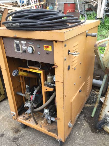 ★ 高圧洗浄機 温水洗浄機 通電★