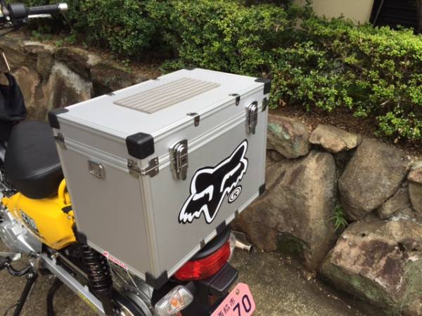 クロスカブ　アルミ箱！