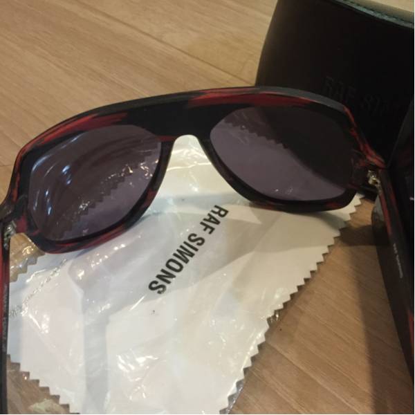 ラフシモンズ raf simons linda farrow サングラス ウッド