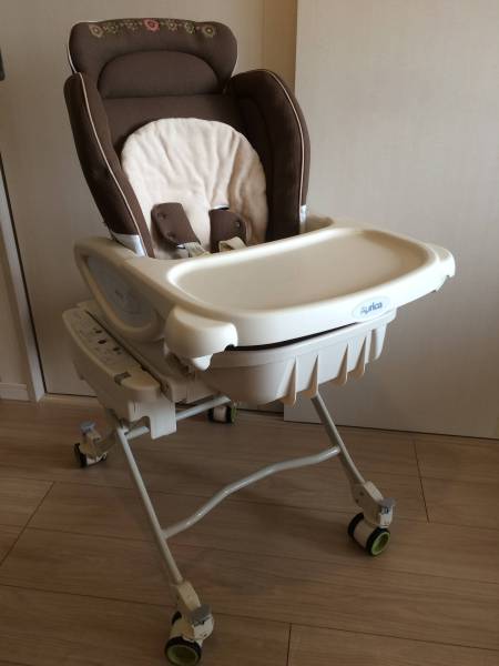 ☆中古美品☆アップリカ 電動ハイローベッド ココチーノ