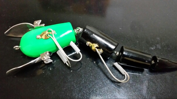 羽ニョロ トイズフロッグ×AHPL FROG 蛍光グリーン 限定(ノイジー