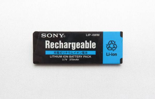 1◎充電式リチウムイオン電池 SONY LIP-4WM 新品 □□□はじめに