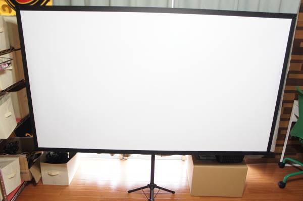 エプソン モバイルスクリーン ELPSC21B X 80インチワイド