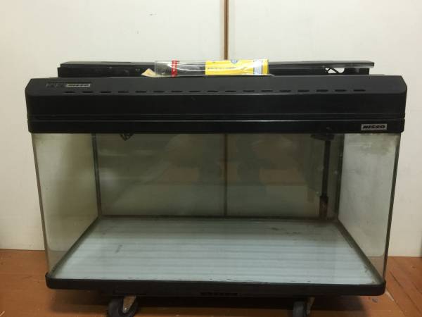 ニッソー 水槽 90cm水槽 NISSO中古 | 90cm｜Yahoo!フリマ 大型ガラス 