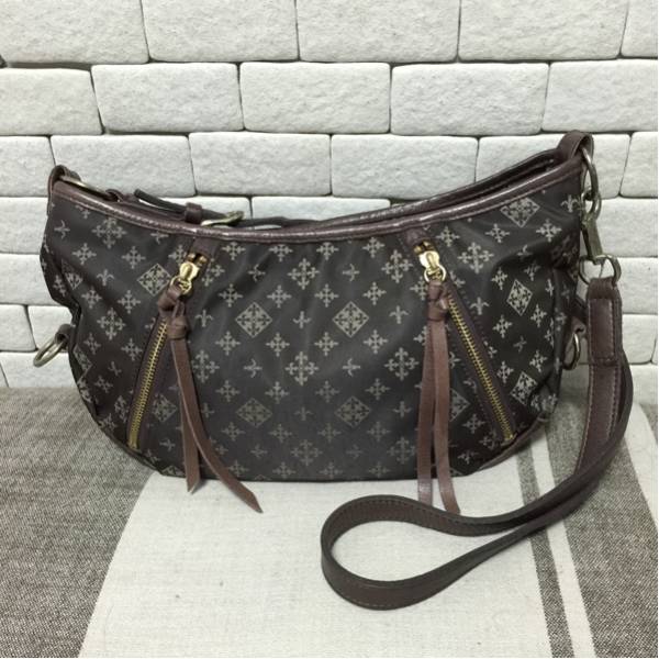 russetラシット☆斜めがけバック