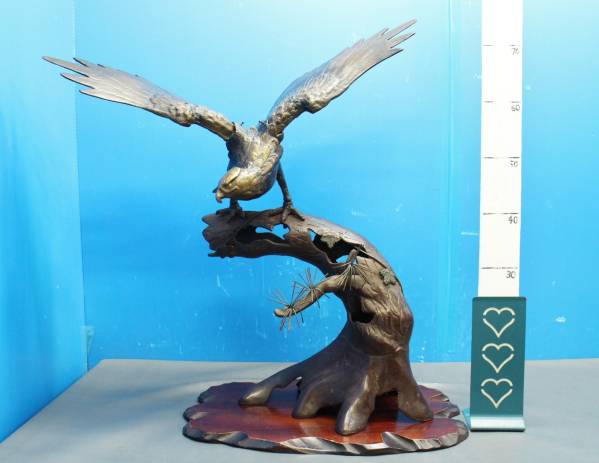 Yahoo!オークション ▽玄関などに!!□鷹/鷲の置物□金属製 (B6302) -「