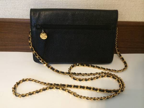 ☆CHANEL☆ シャネル キャビアスキン チェーンウォレット 【公式通販】