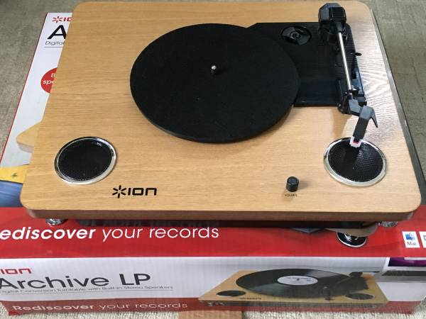 IONレコードプレイヤー ION AUDIO レコードプレーヤー USBターンテーブル Archive LP ION